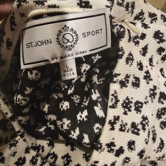 St. John Sport by Marie Gray Short Sleeve Sweater Black & White Size Large - Picture 4 of 7